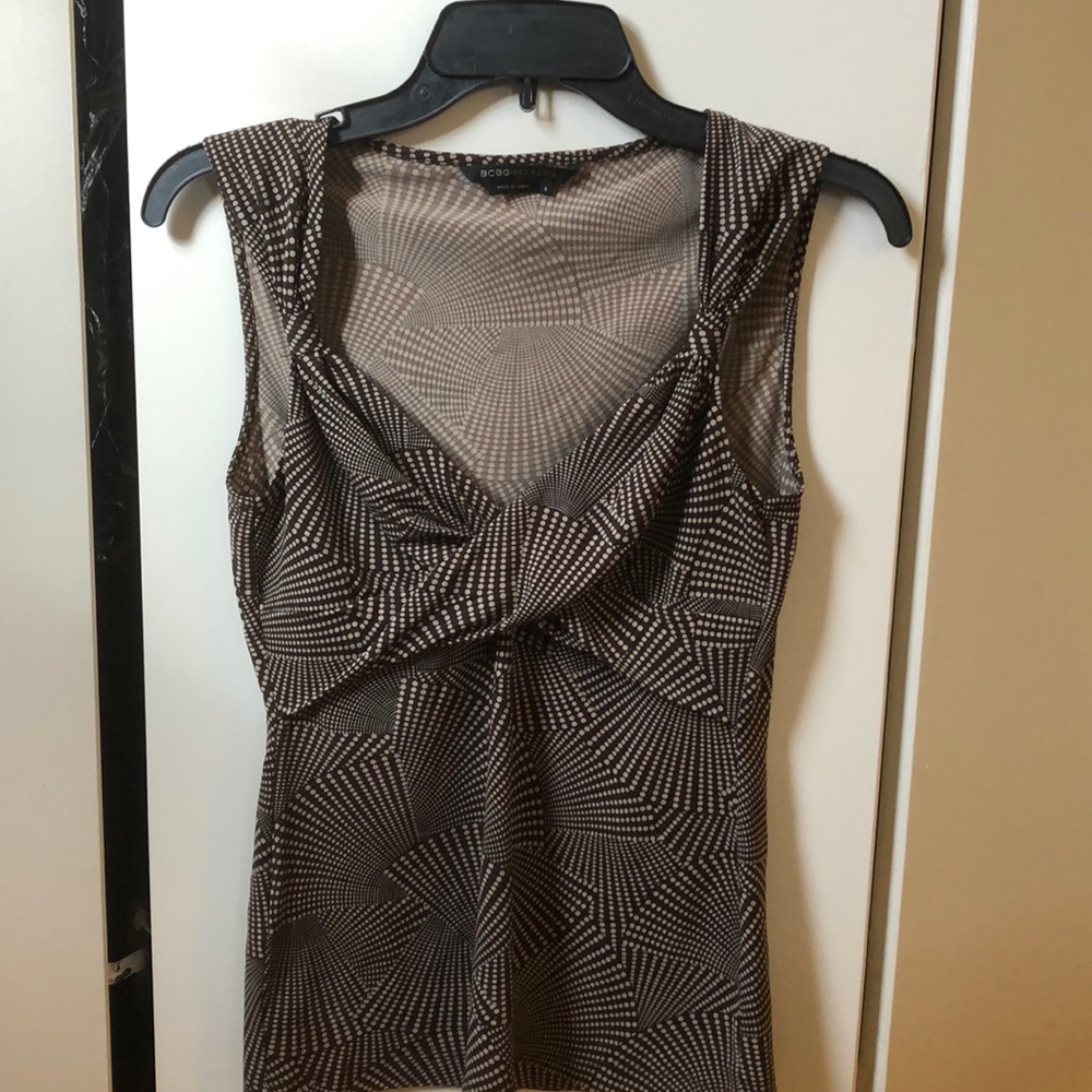 Like-New BCBG Polkadot sleeveless dress blouse